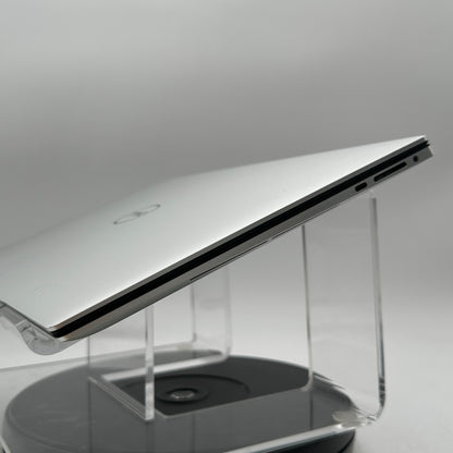 Dell XPS P91F Laptop 4050 i7-13700h 64GB 2TB