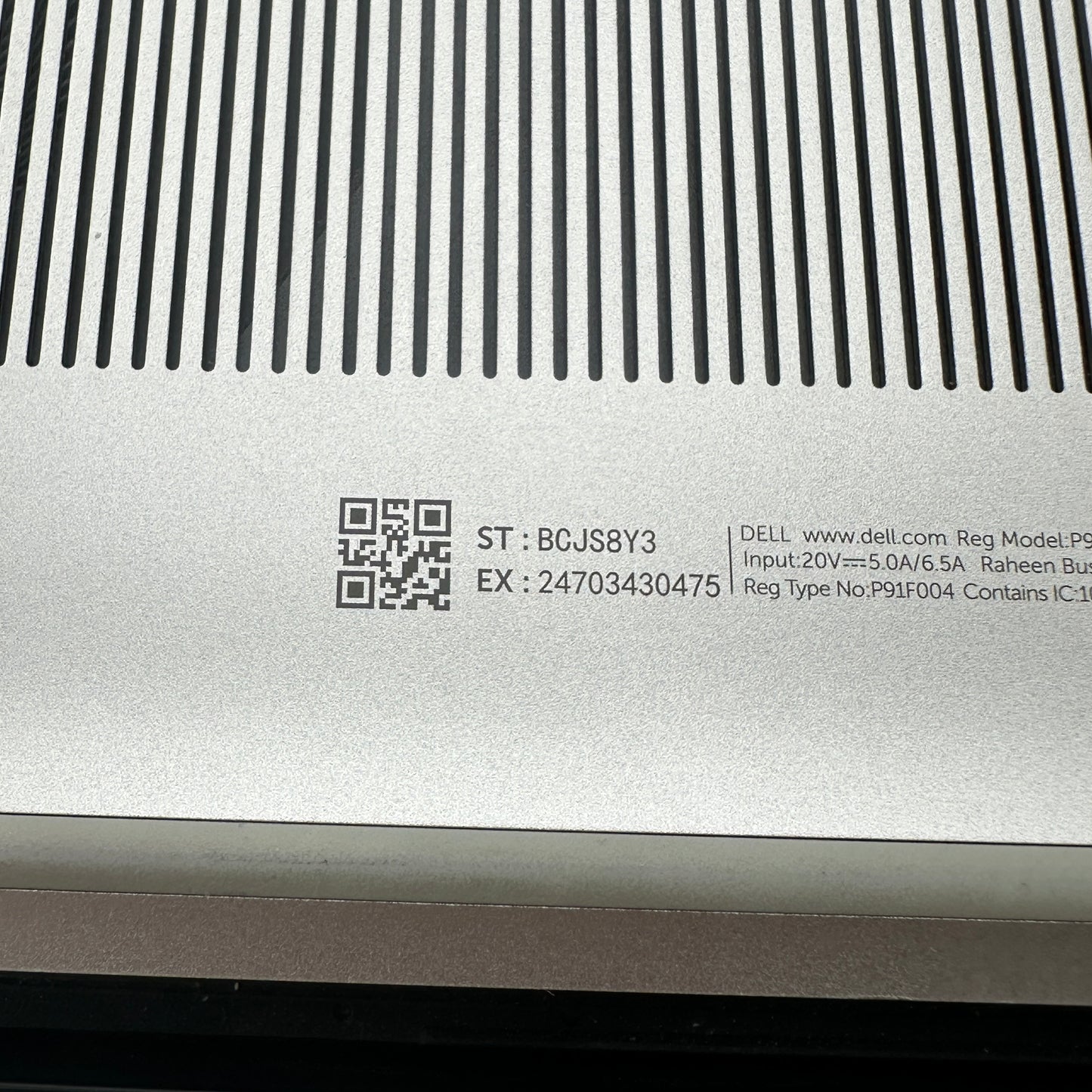 Dell XPS P91F Laptop 4050 i7-13700h 64GB 2TB
