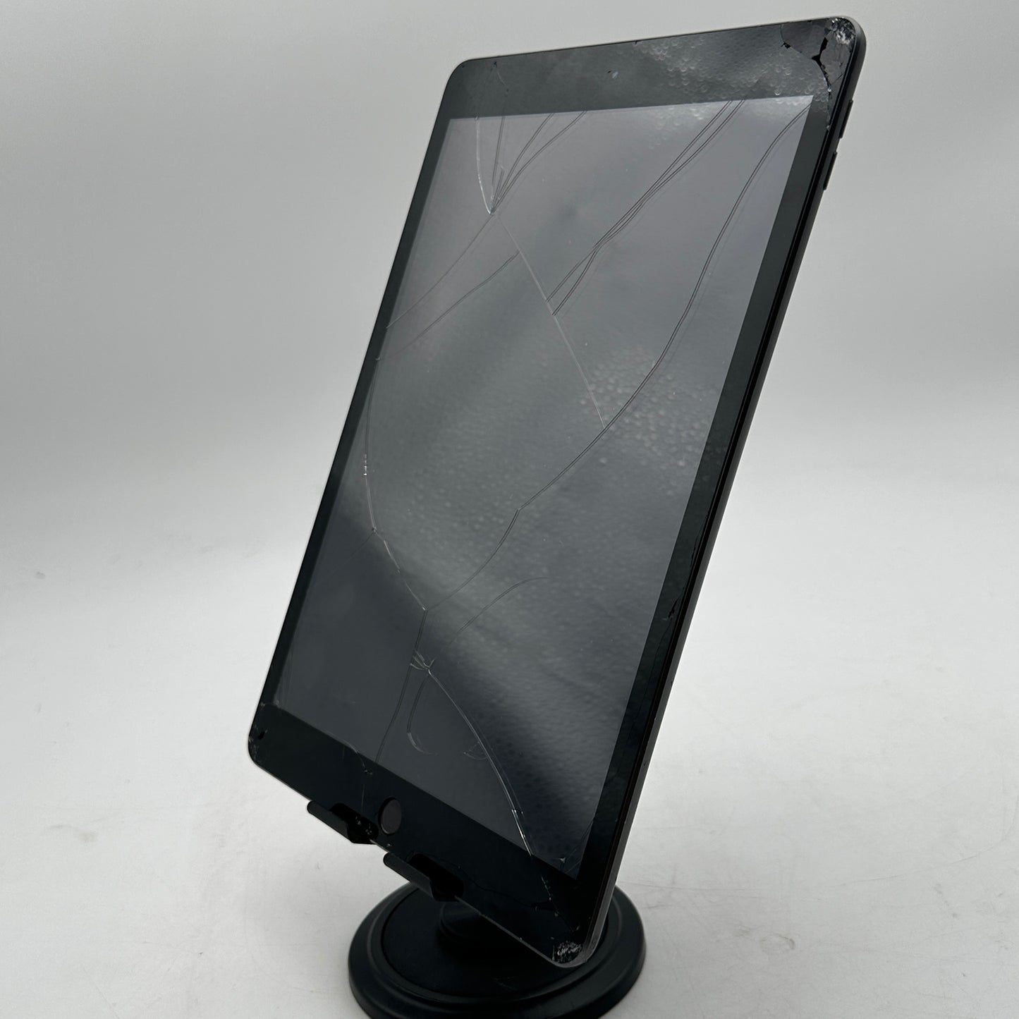 Apple iPad 9th Gen A2603 2021 64GB Cellular Unlocked Cracked Screen
