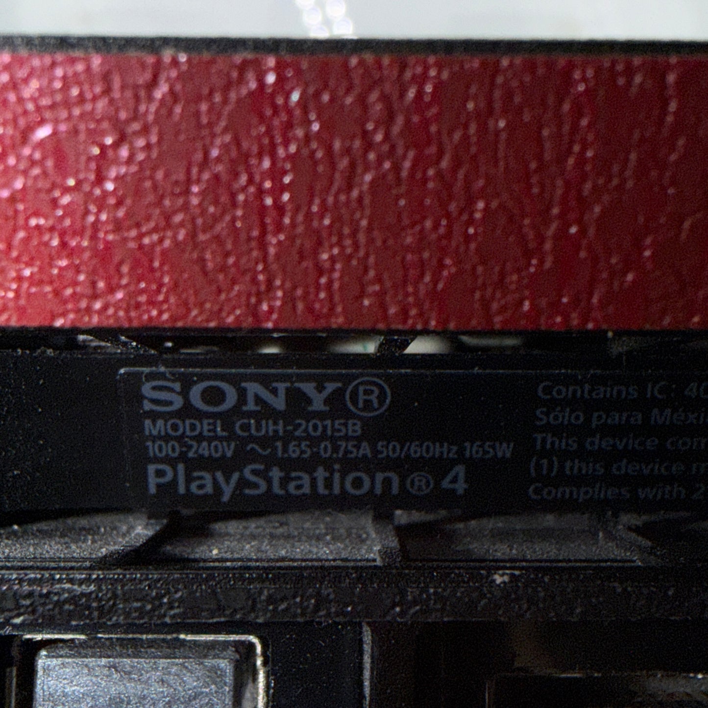 Sony PlayStation 4 CUH-2015B 825GB w/ Controller