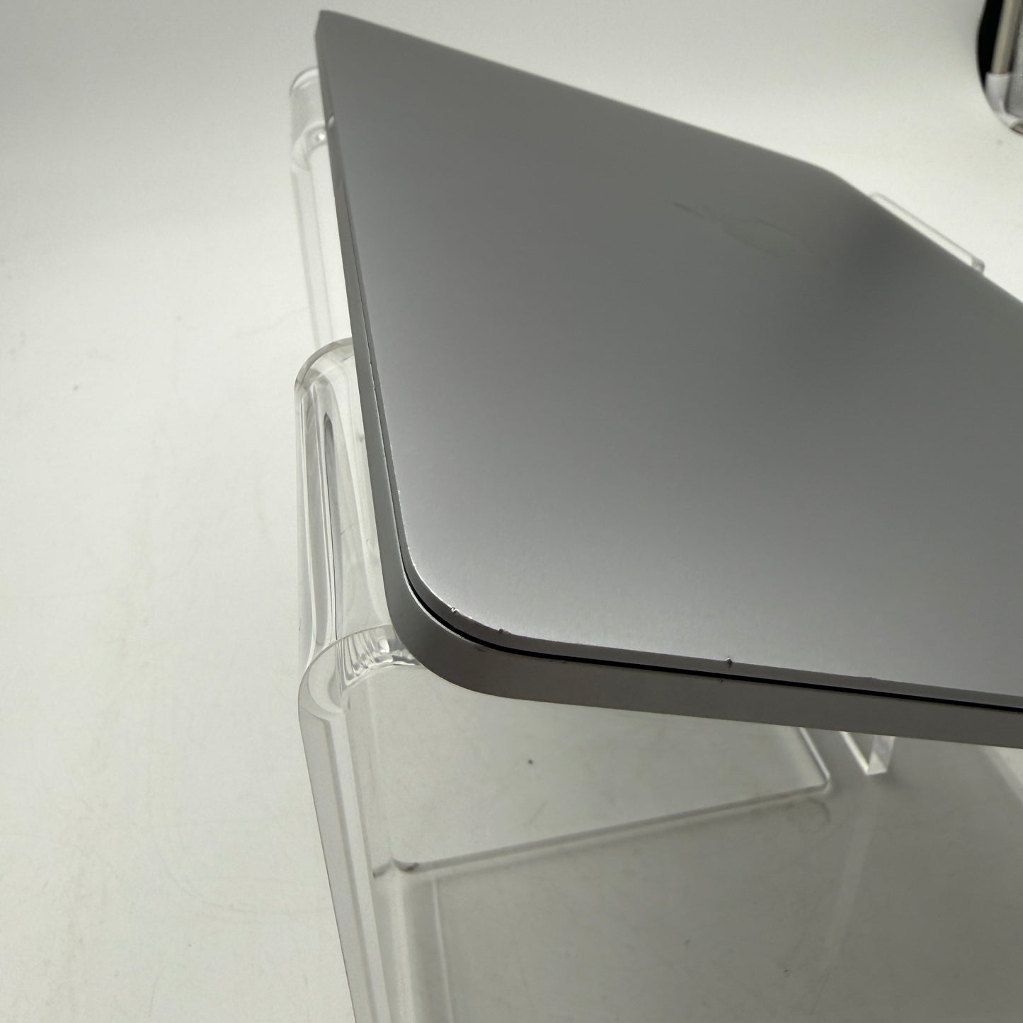 Apple MacBook Pro 13" A2159 2019 Core i5 8GB 256GB Space Gray
