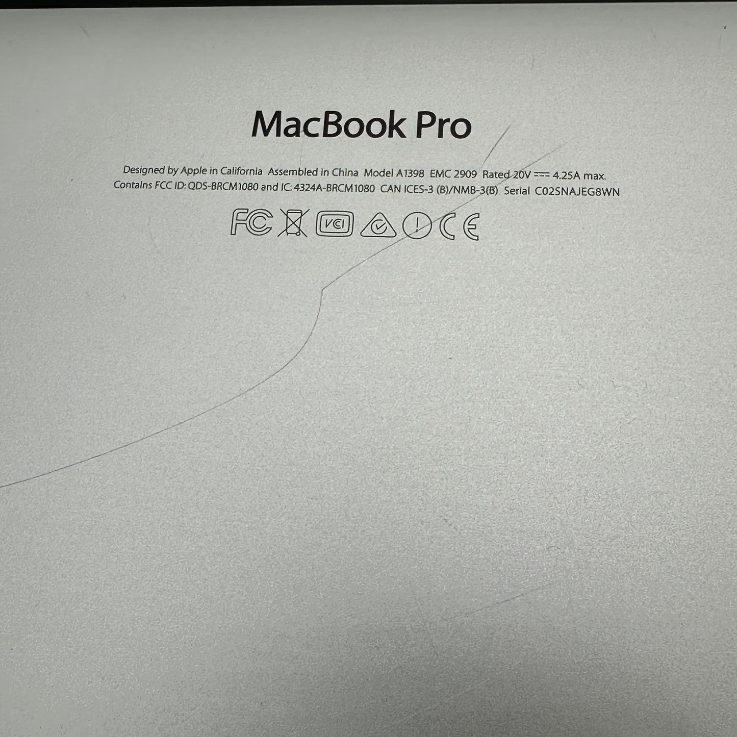 Apple MacBook Pro 15-inch A1398 (2015) Core i7 16GB 256GB