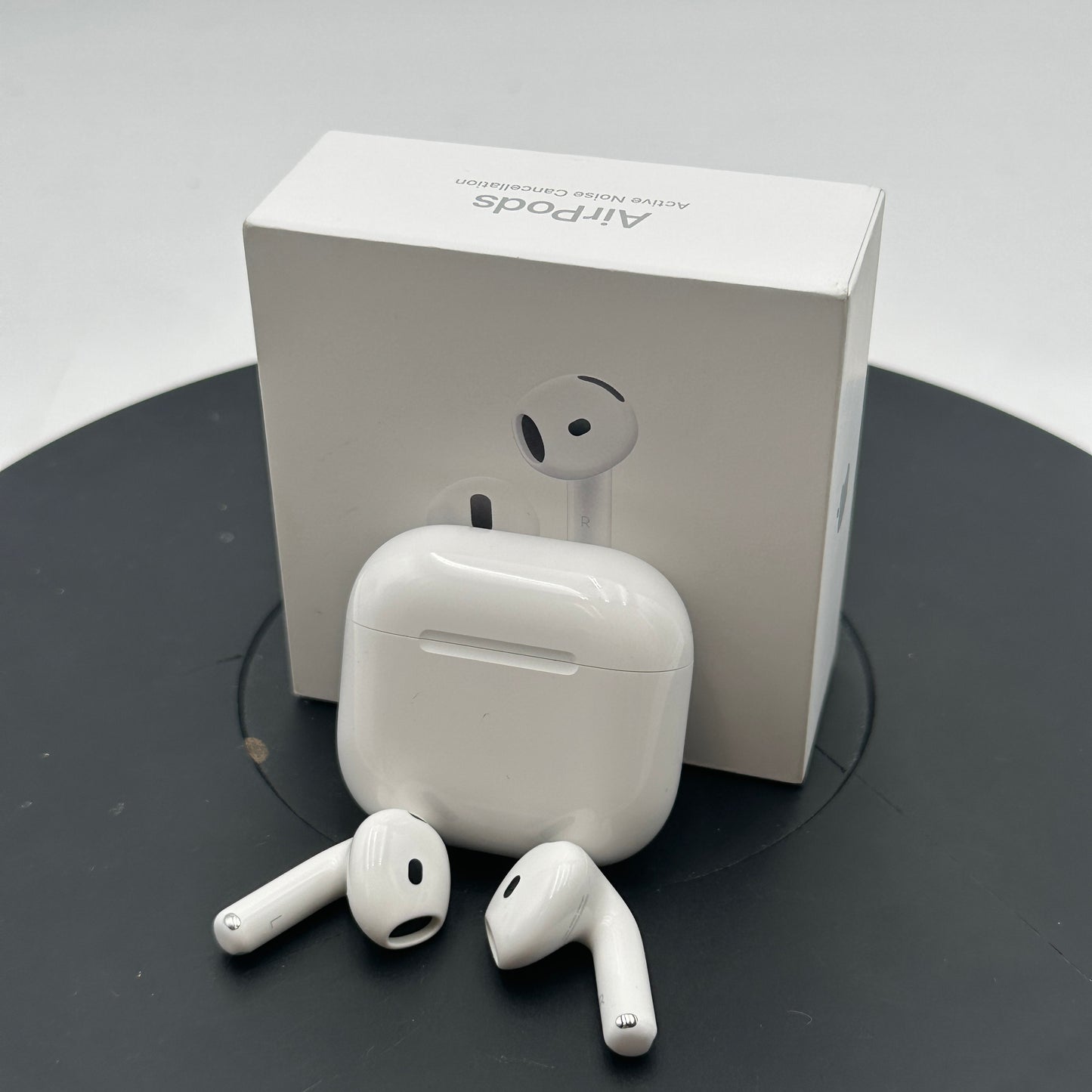 Apple AirPods (4th Gen) Complete Set A3058 A3059 A3053 (2024)