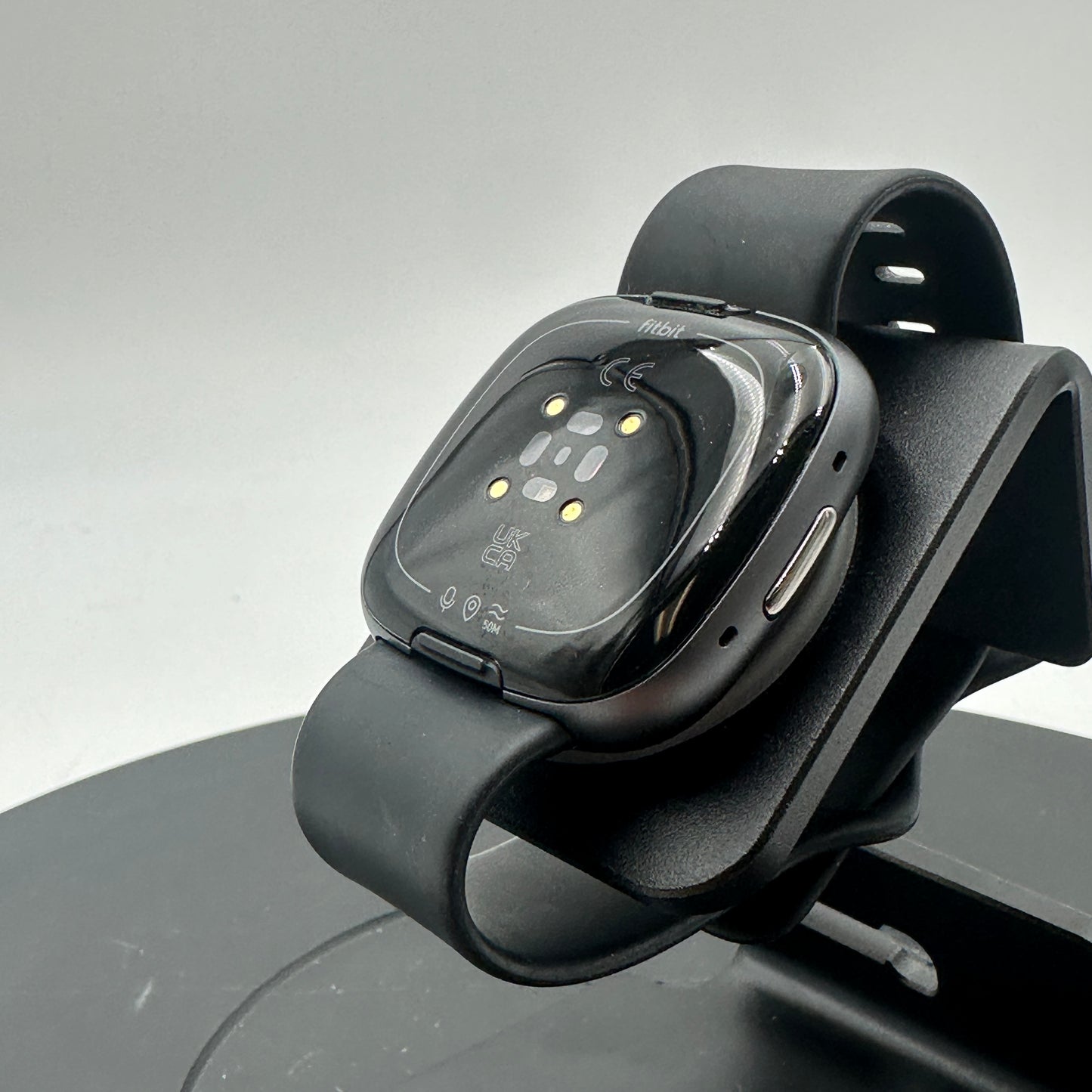 Fitbit Versa 4 (2022) Smart Watch GPS Only