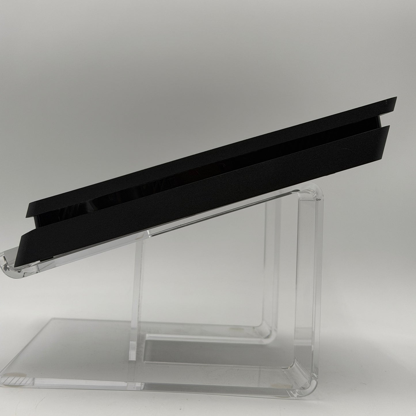 Sony PlayStation 4 Slim CUH-2215B