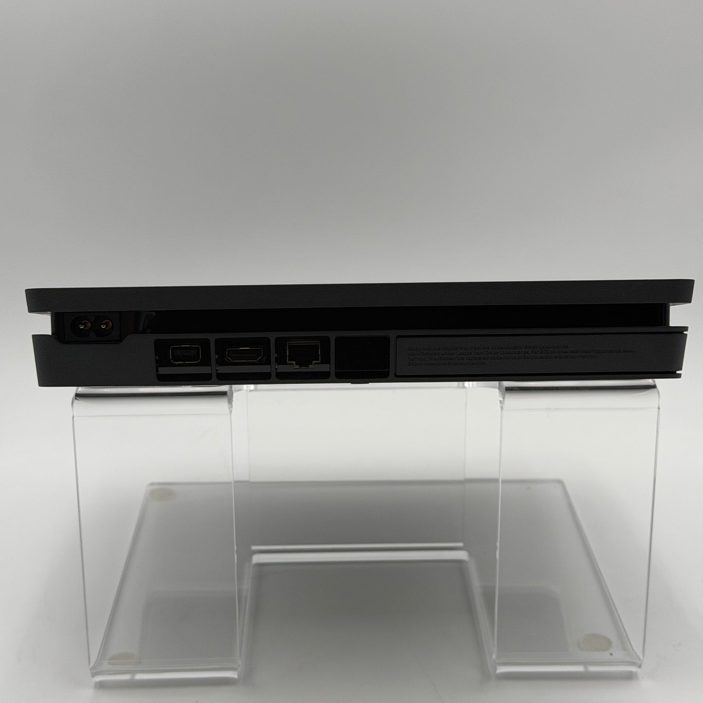 Sony PlayStation 4 Slim CUH-2215B