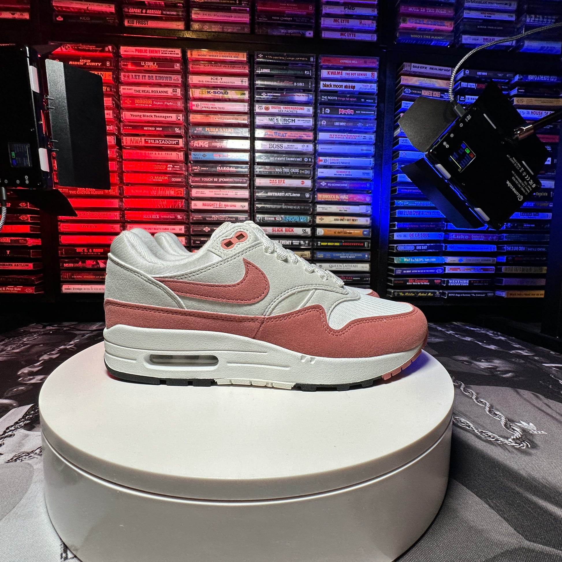 New Women's Nike Air Max '87 Sail Canyon Pink Black Light Bone