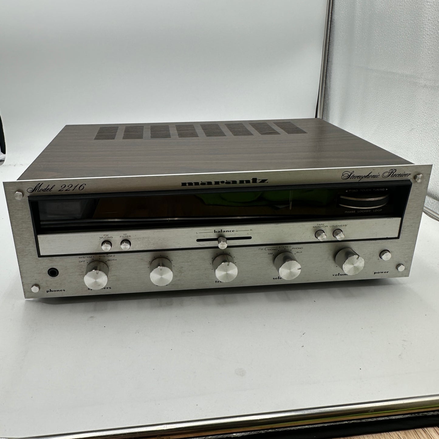 Marantz Model 2216 Vintage Receiver TESTED READ