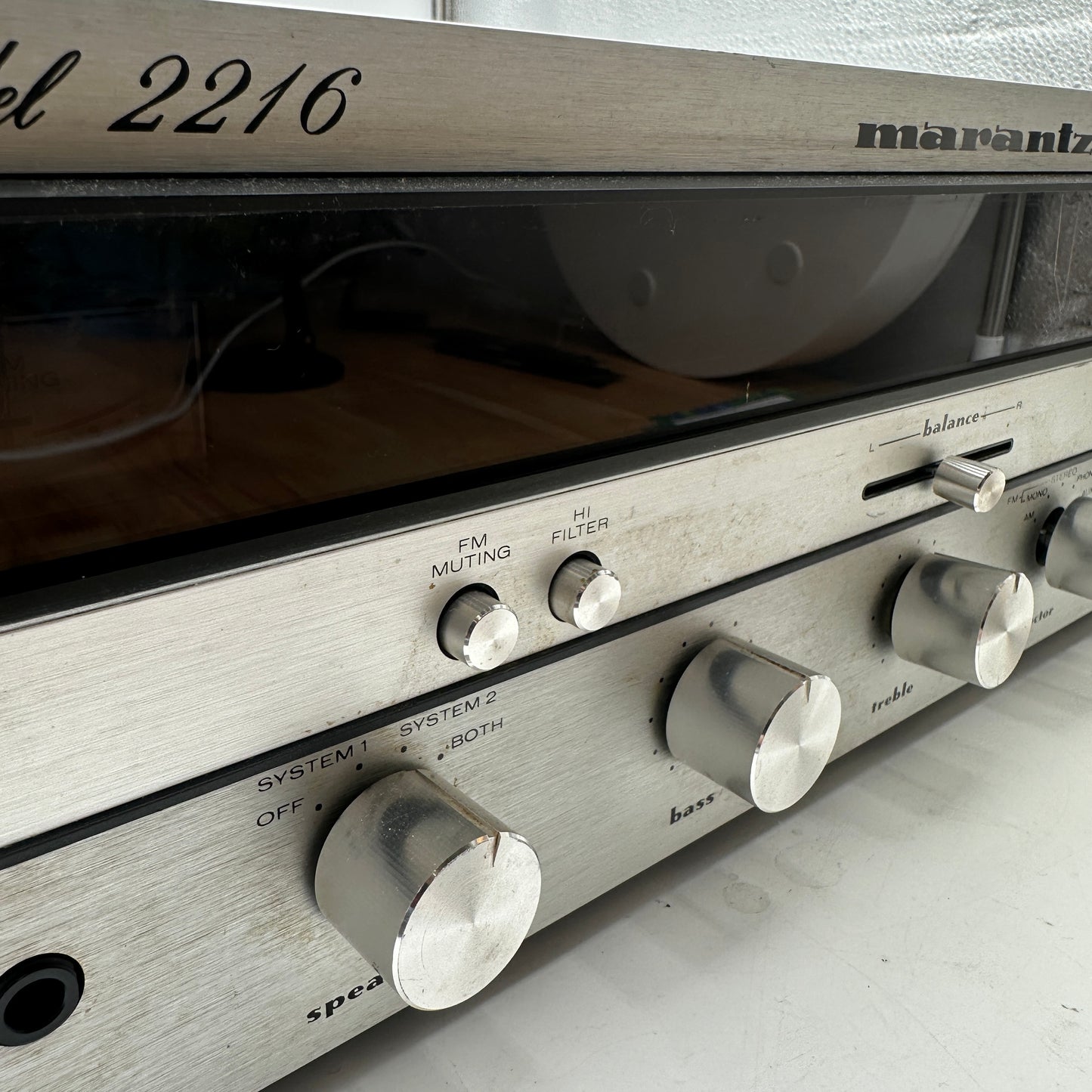 Marantz Model 2216 Vintage Receiver TESTED READ