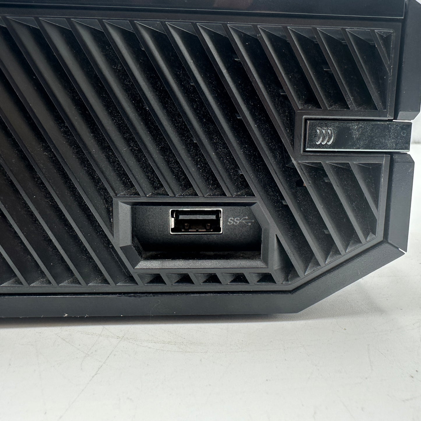 Microsoft Xbox One (1540) 2013 500GB Black Console