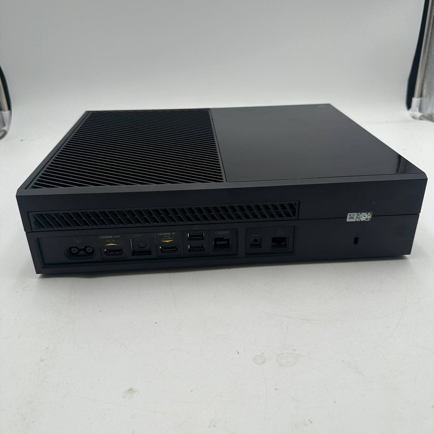 Microsoft Xbox One (1540) 2013 500GB Black Console