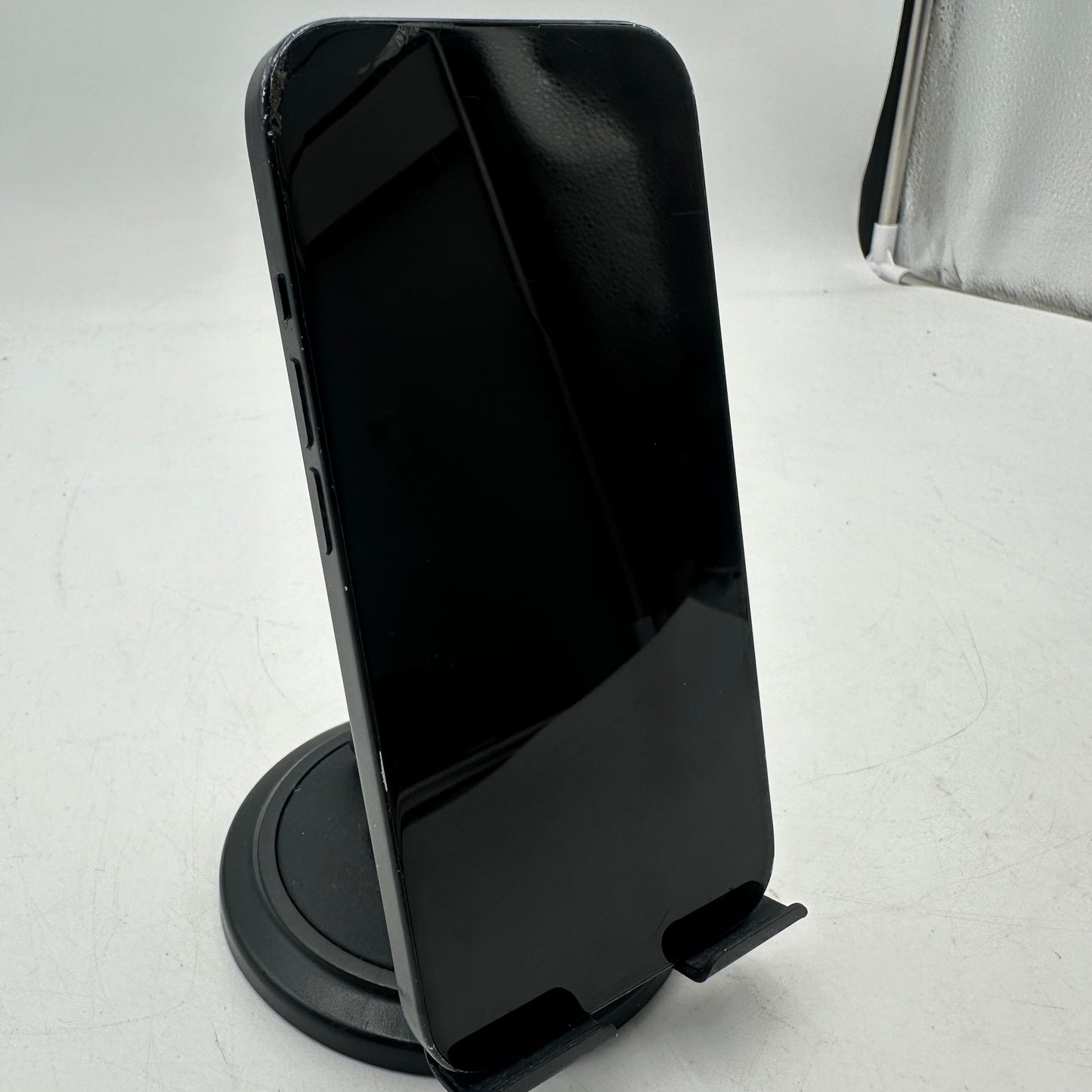 Apple iPhone 15 128GB Black Unlocked READ