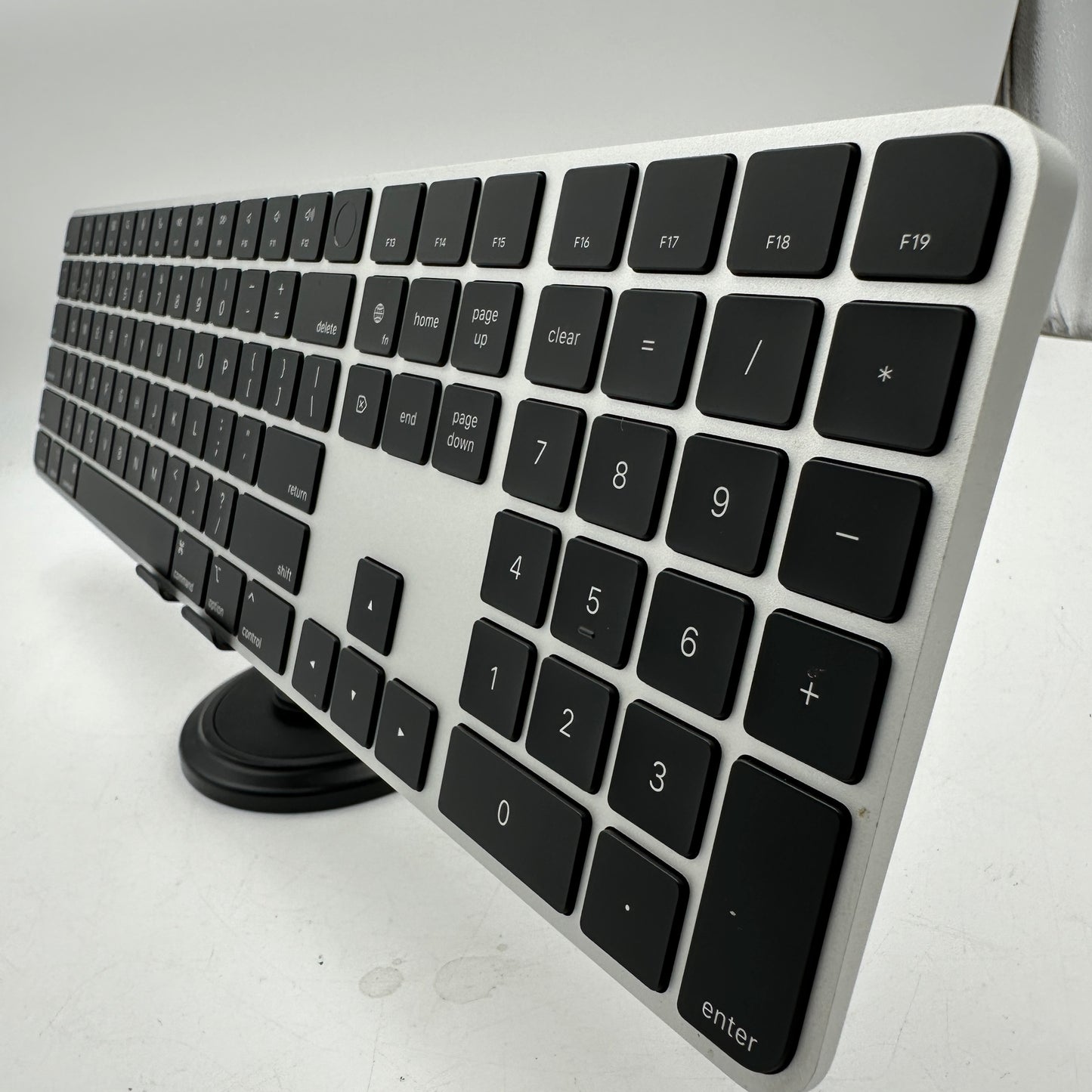 Apple A2520 Magic Keyboard