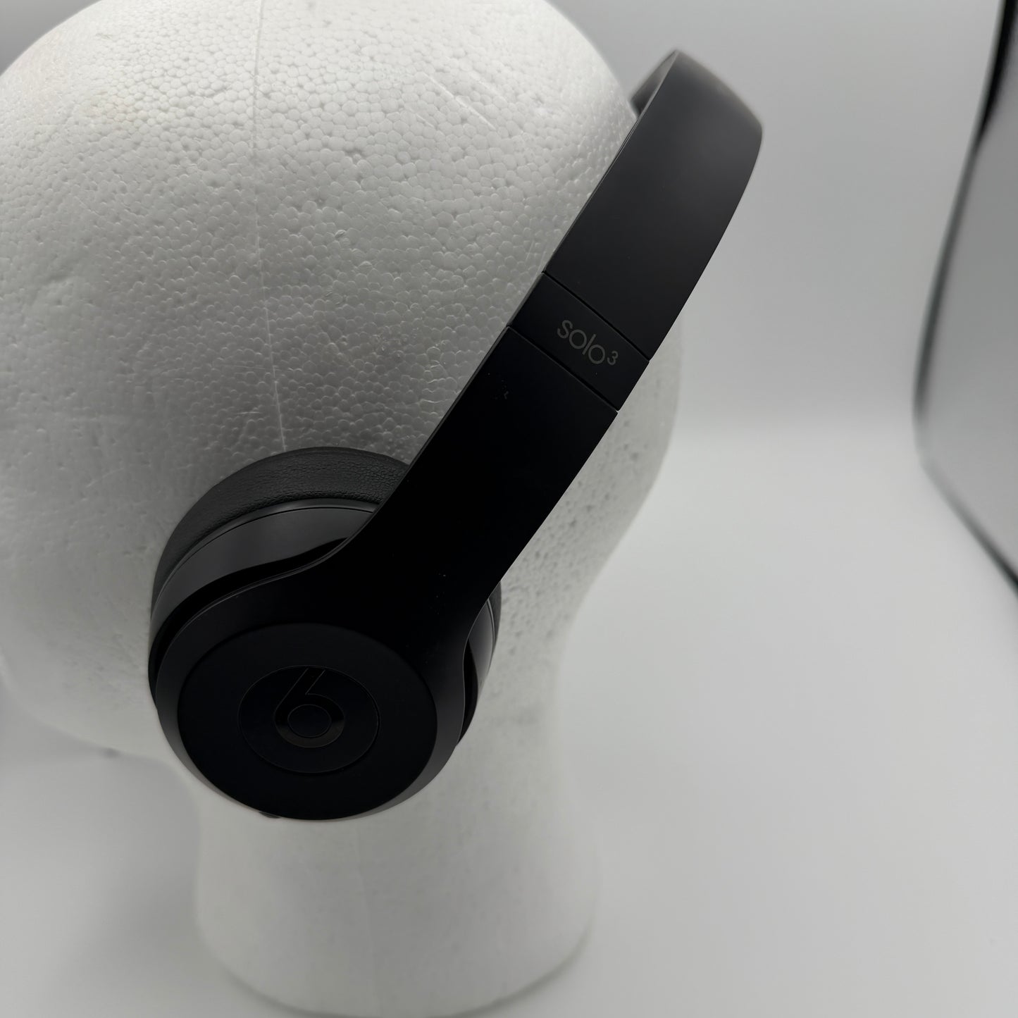 Beats Solo 3 Wireless Headphones