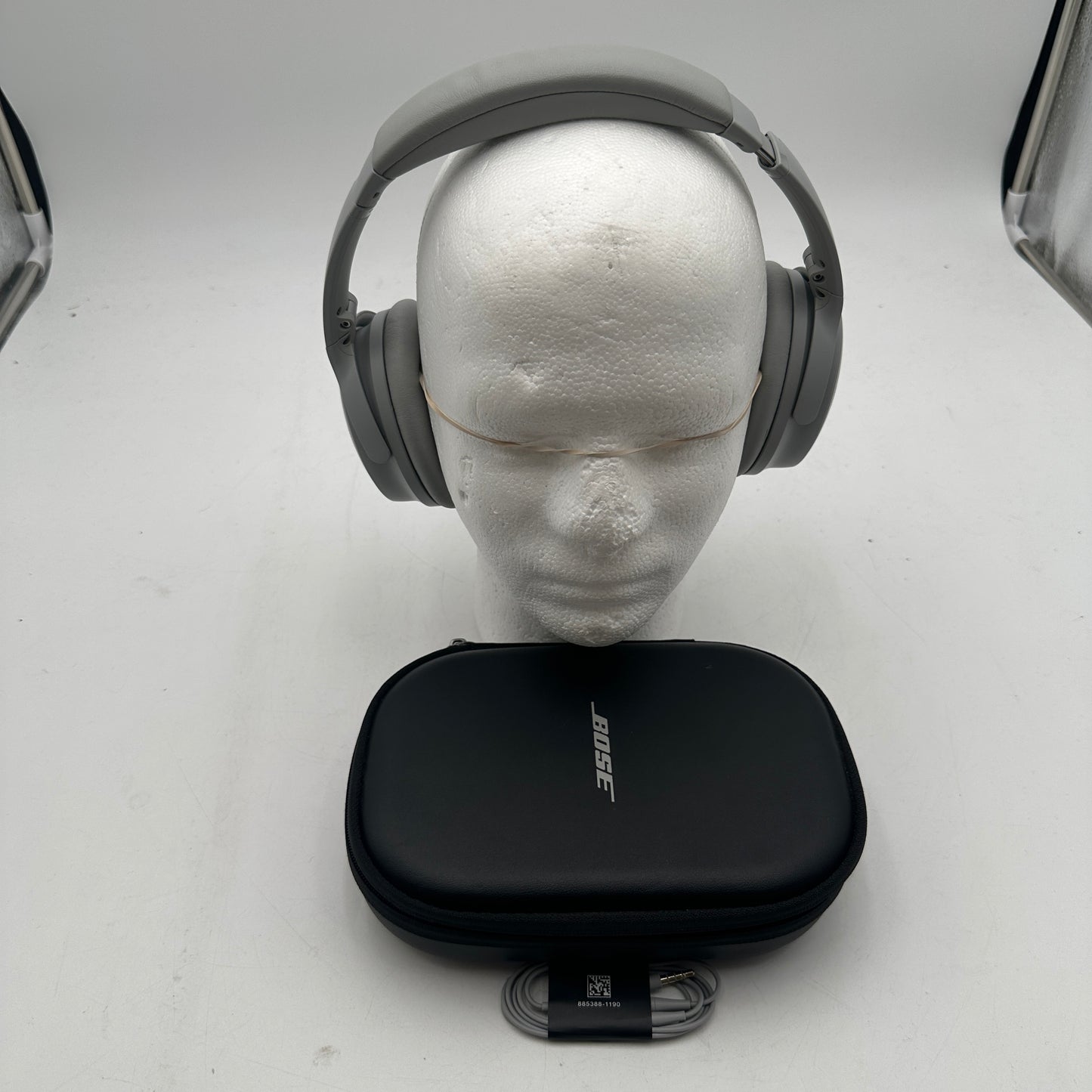 Bose QuietComfort 45 Wireless Headphones READ parts or repair