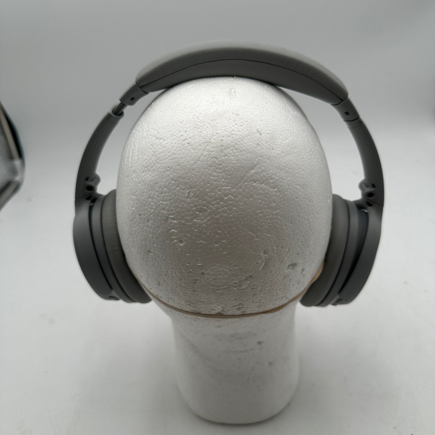 Bose QuietComfort 45 Wireless Headphones READ parts or repair