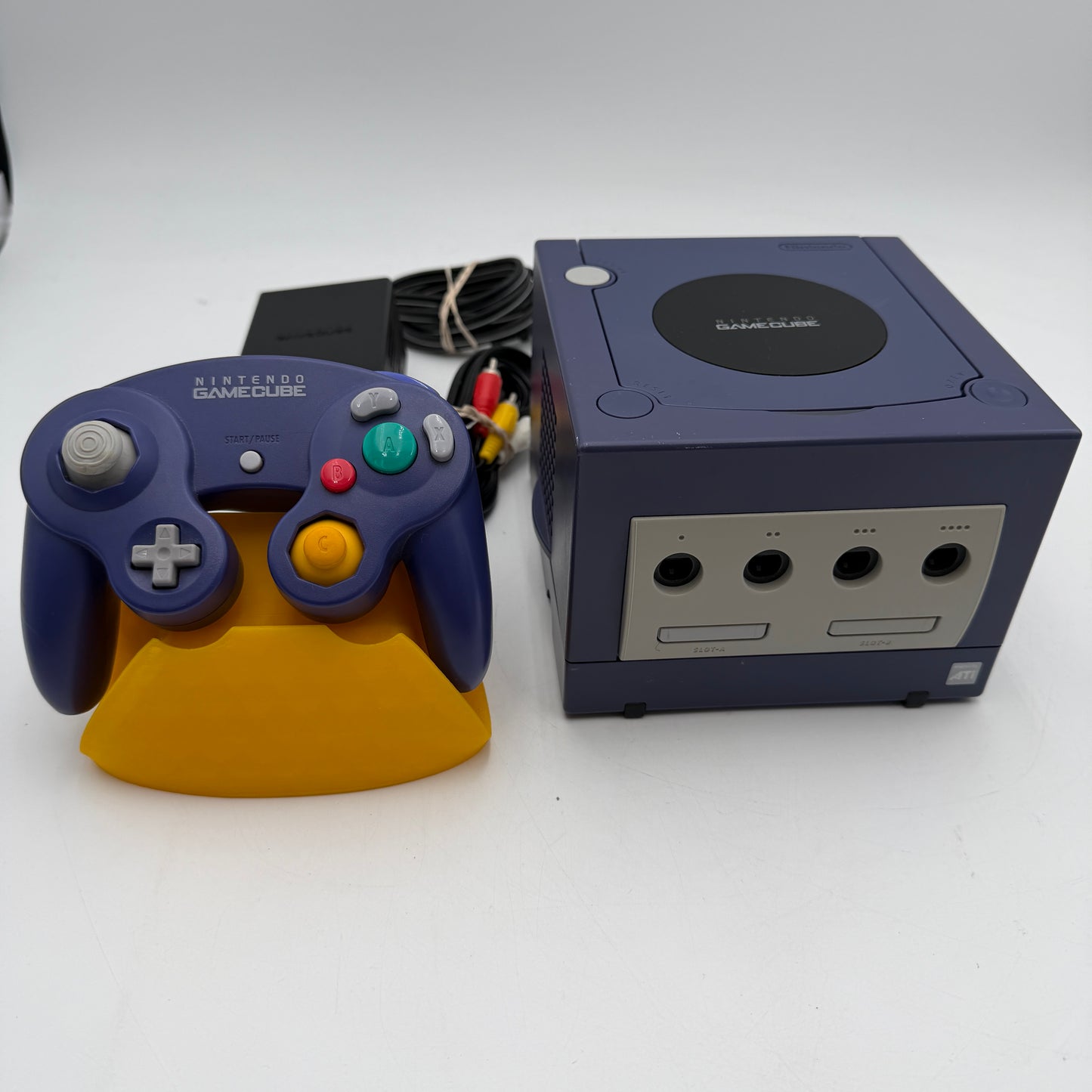 Nintendo GameCube DOL-001 2001 Blue Video Game System with Controller