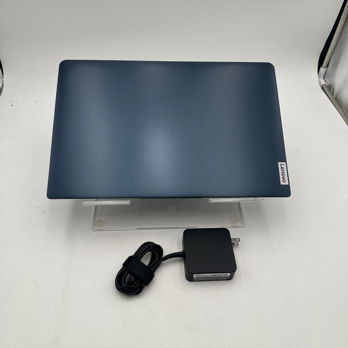 Lenovo IdeaPad 3 15ALC6 AMD Ryzen 5, 20GB RAM, 500GB READ