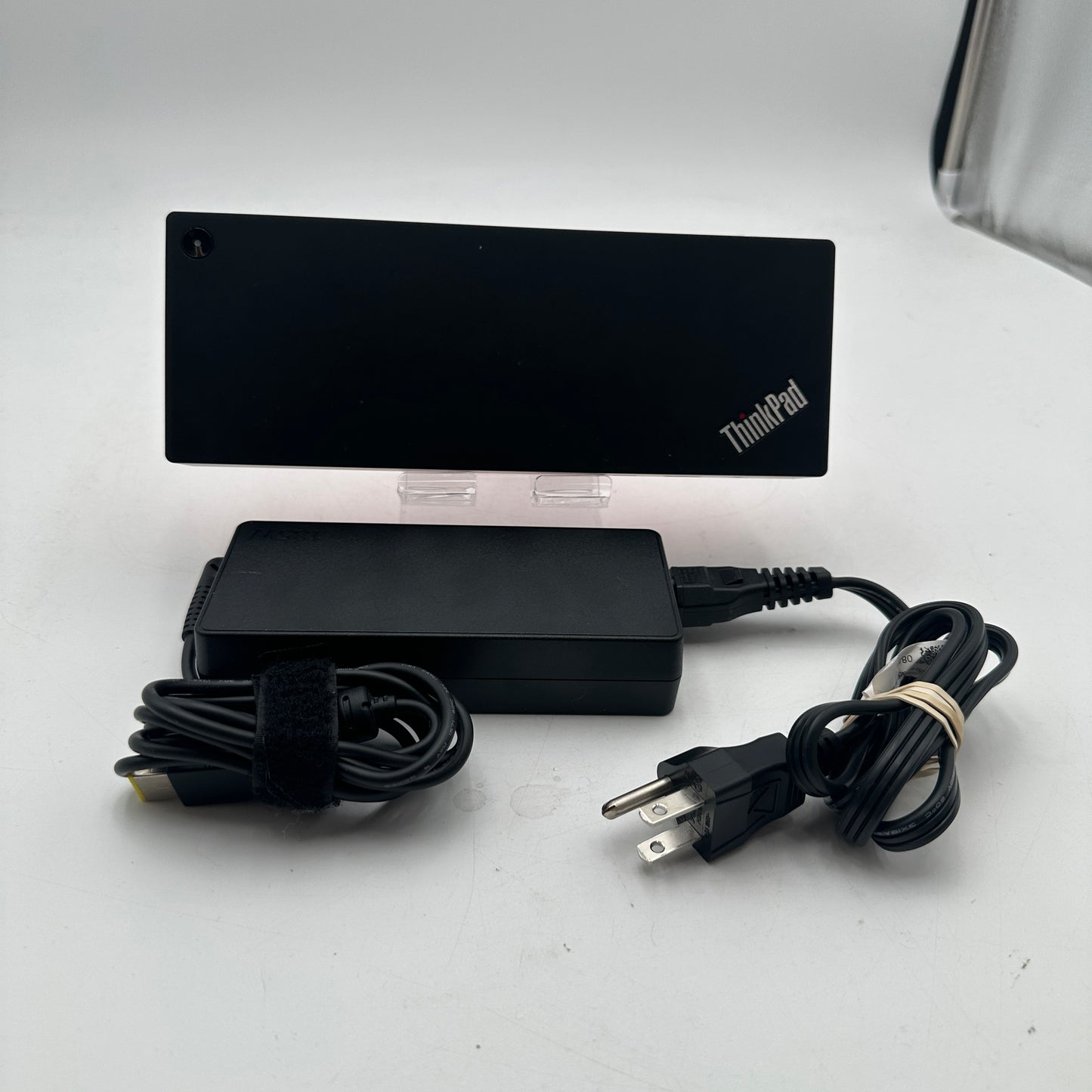 Lenovo Universal Thunderbolt 4 Dock