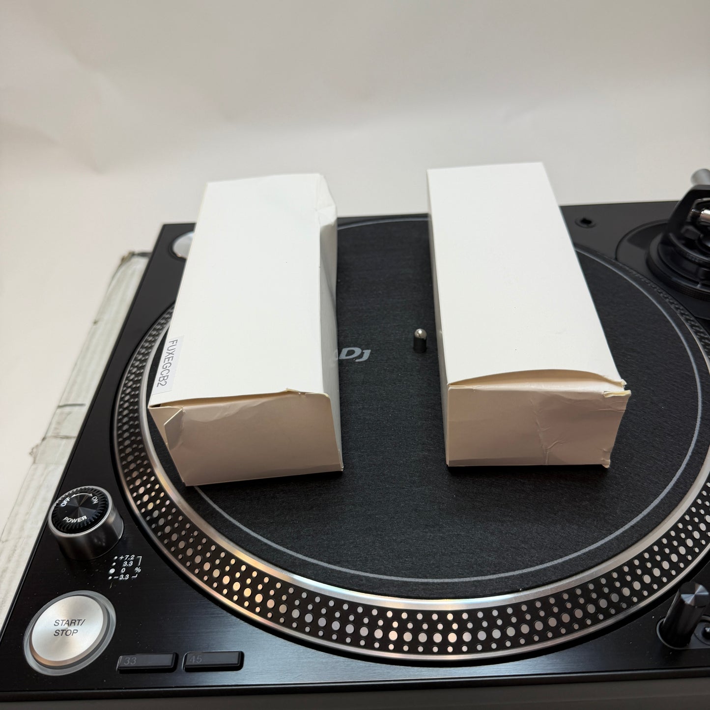 Pioneer PLX 1000 Turntable With Box