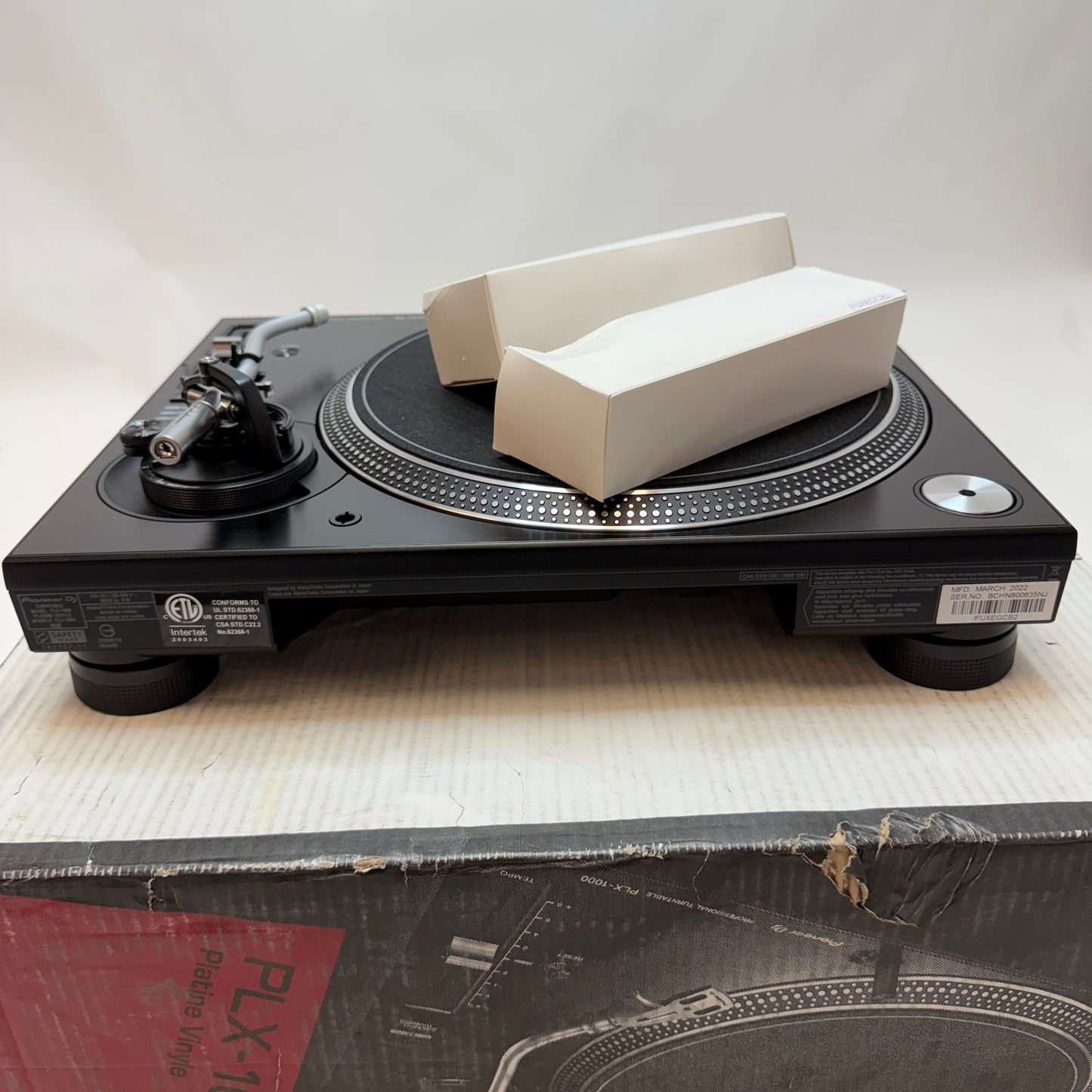 Pioneer PLX 1000 Turntable With Box