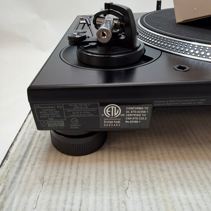 Pioneer PLX 1000 Turntable With Box