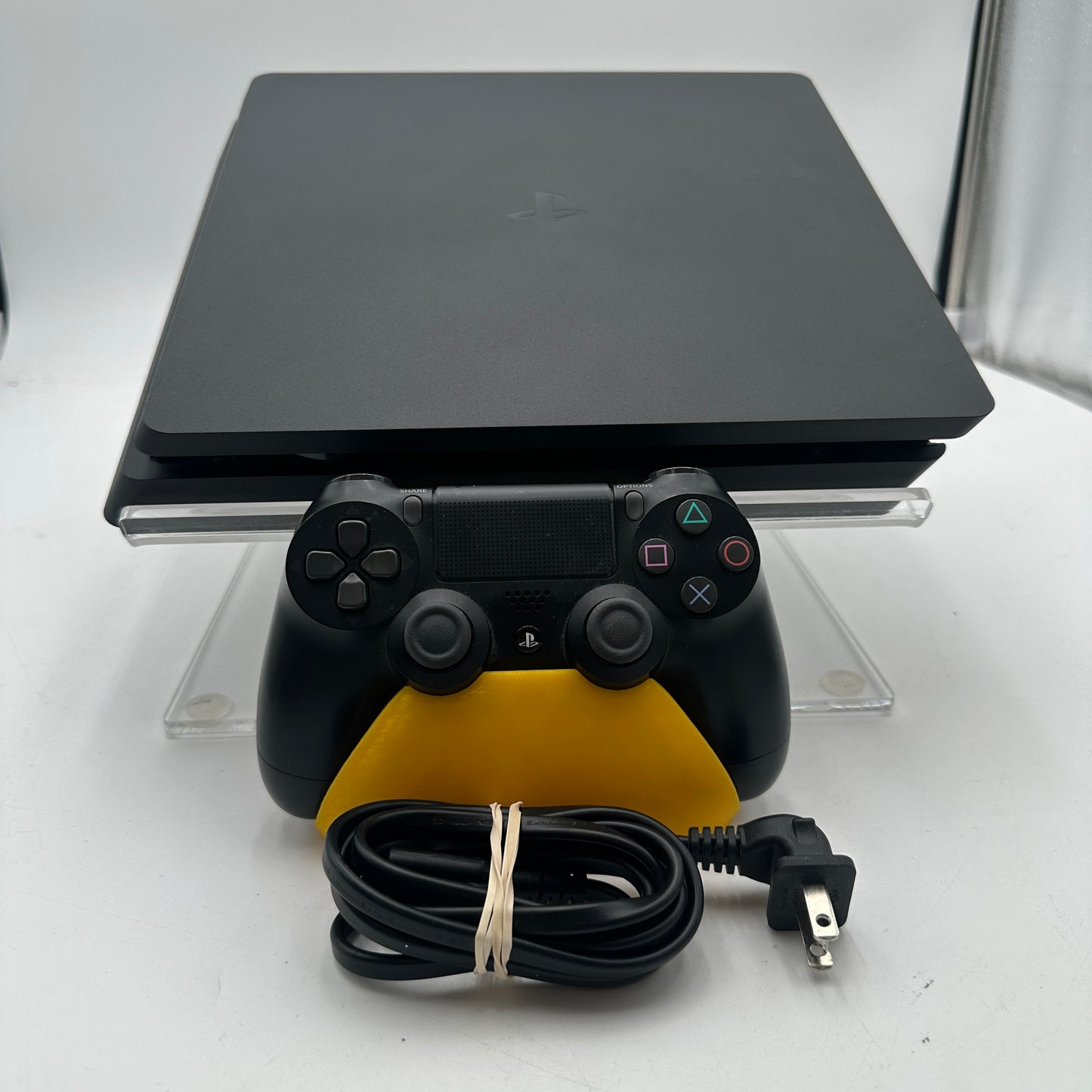 Sony PlayStation 4 CUH-2015A 500GB READ