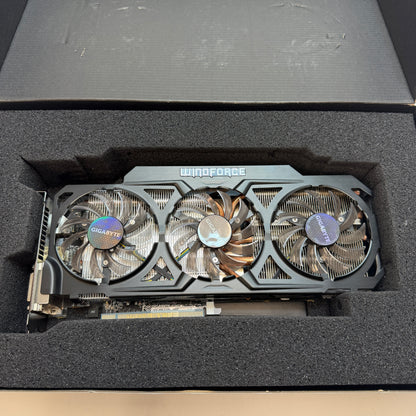 Gigabyte Radeon R9 290 Windforce Graphics Card Black Used With Box