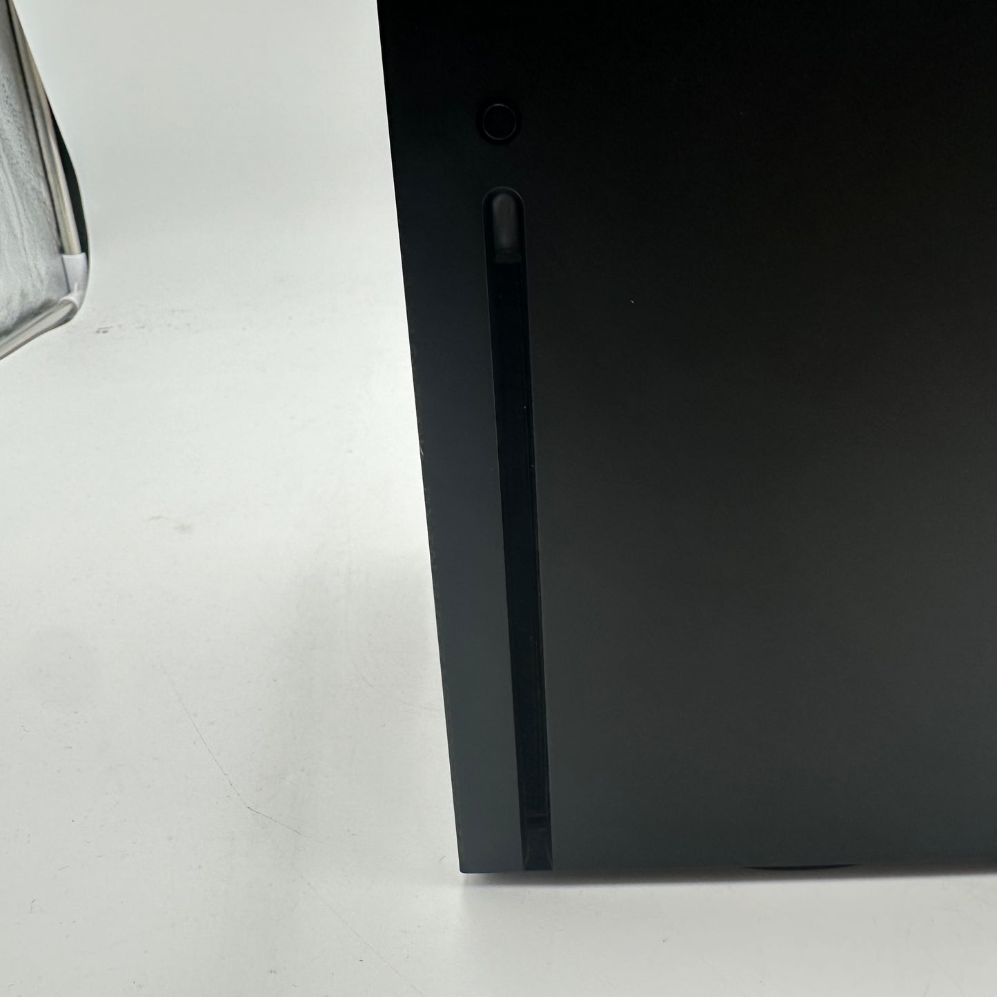Microsoft Xbox Series X (1881) 2020 1TB READ