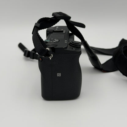 Sony A6400 Digital Camera Black 24.2 MP Body Only Read