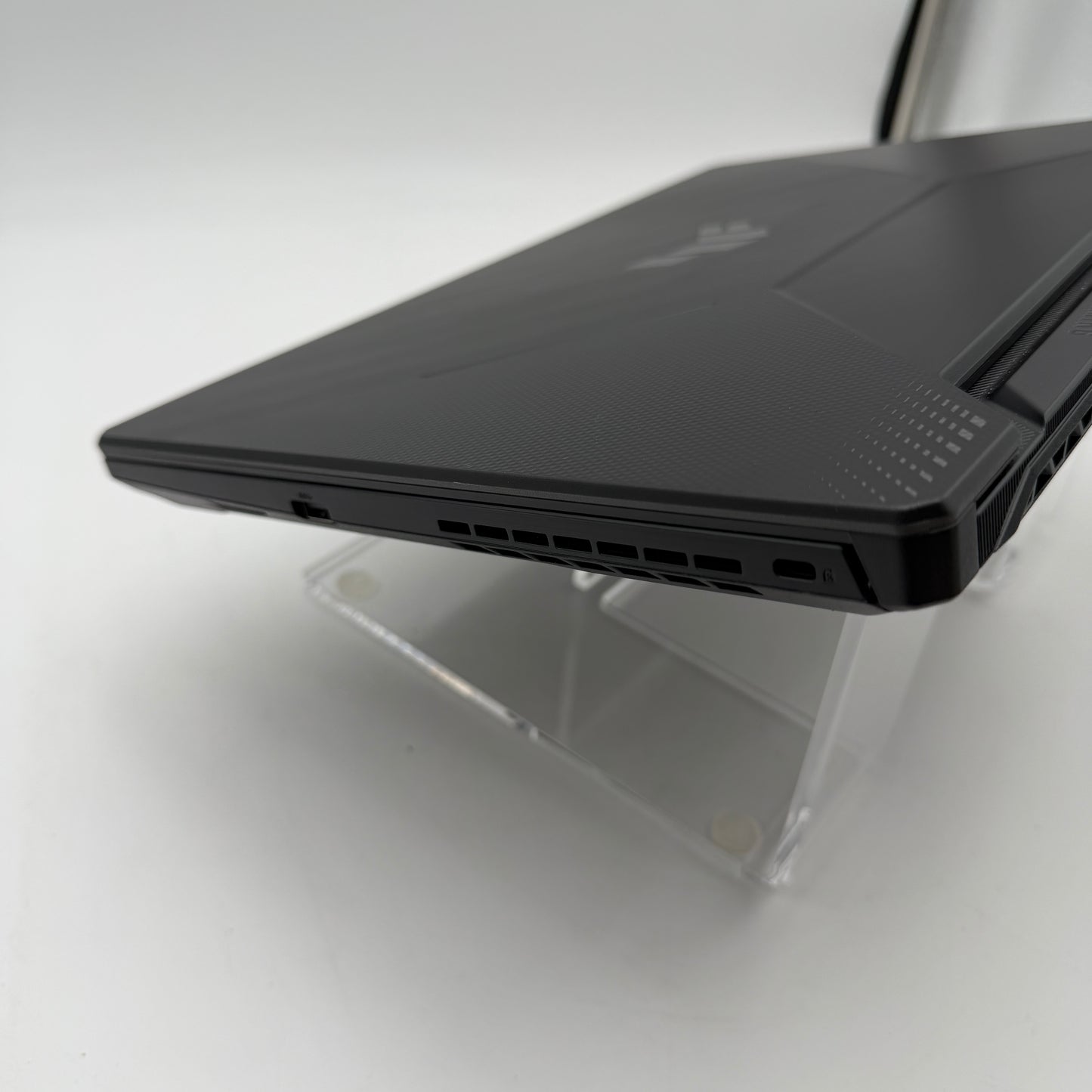 Asus TUF Gaming A15 15-inch AMD Ryzen 5 8GB RTX 2050 512GB