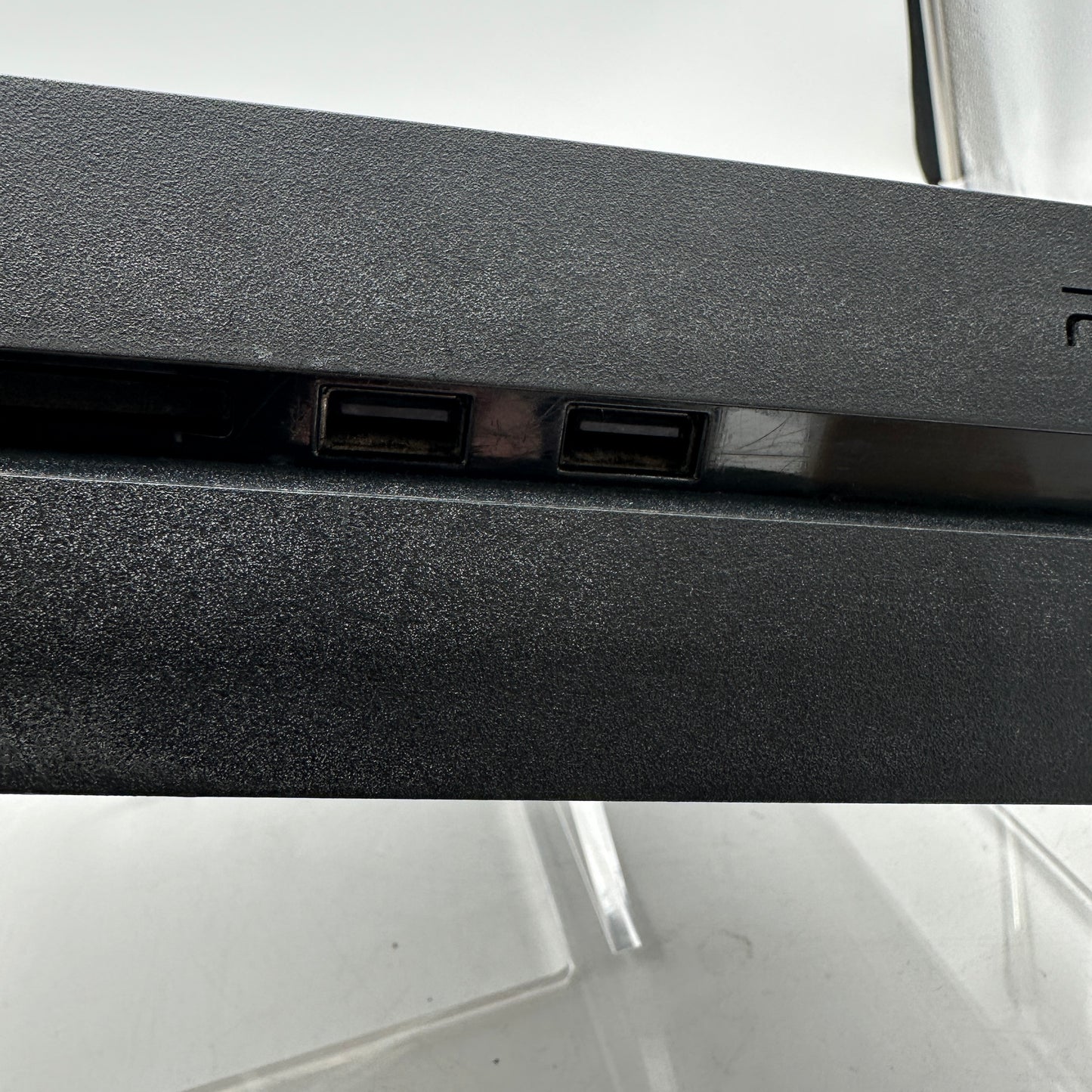 Sony PlayStation 4 CUH-1001A 500GB READ