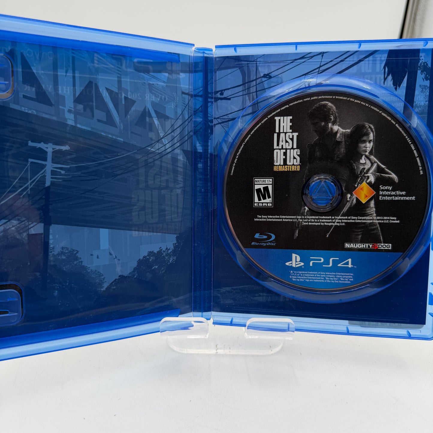 Playstation 4 The Last of Us Remastered With Game Case