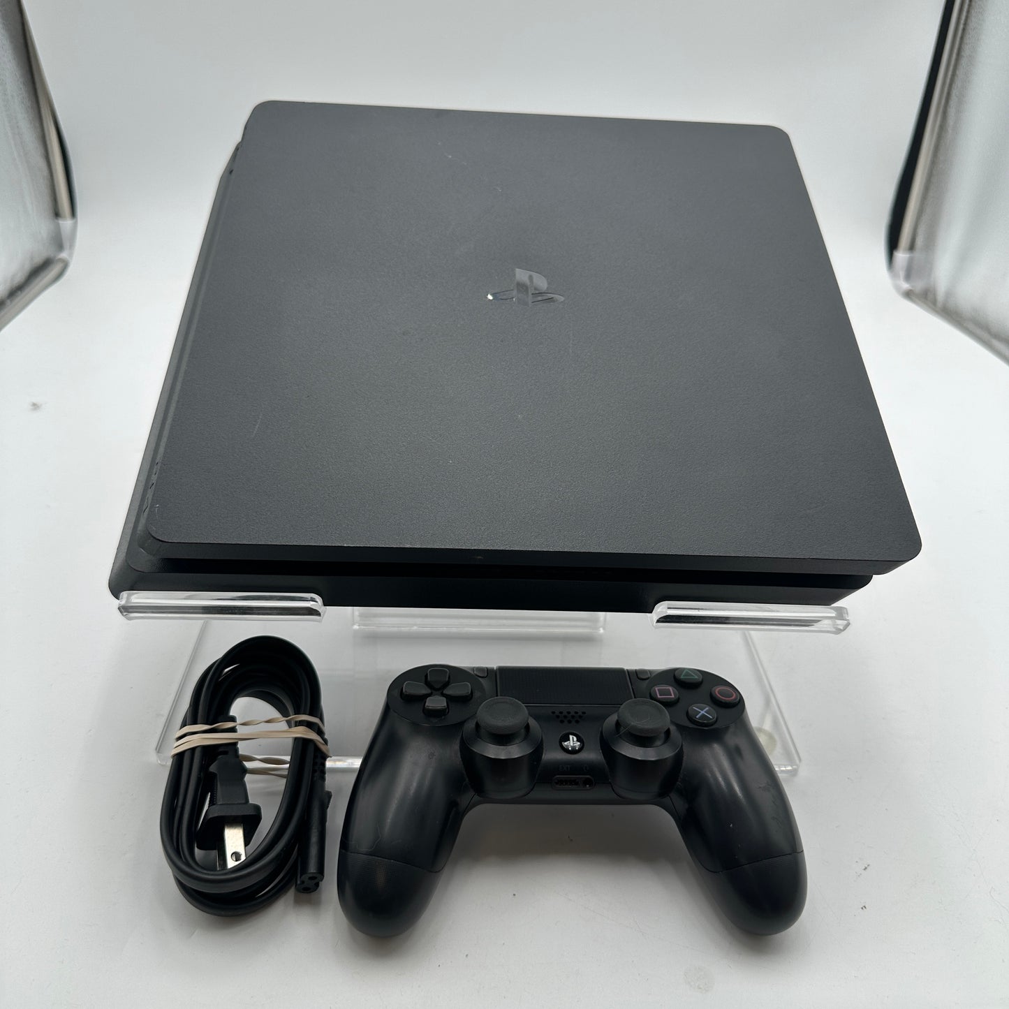 Sony PlayStation 4 Slim CUH-2215B 1TB w/ 1 Controller Low Firmware 11.5