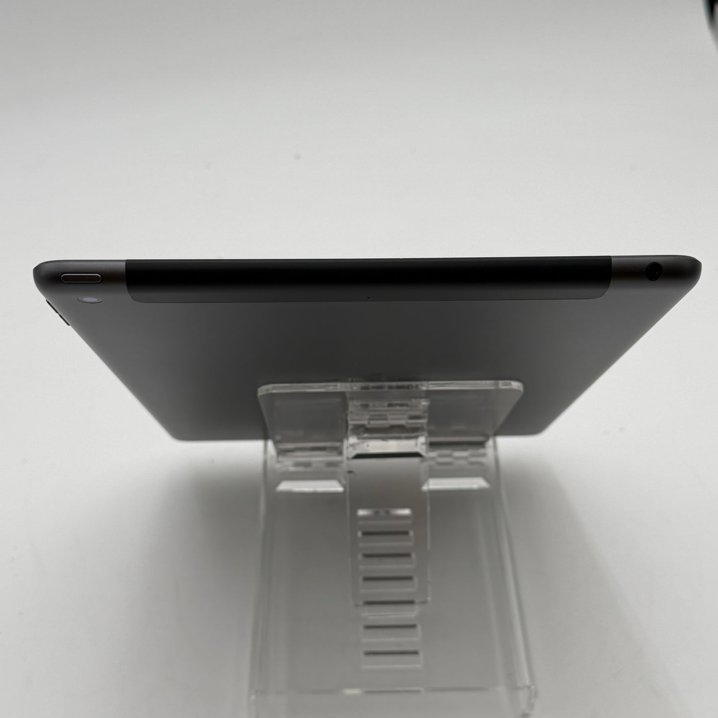Apple iPad 9th Gen A2603 10.2 Inch 64GB