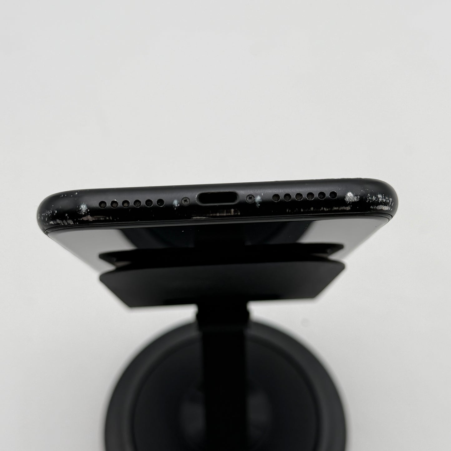 Apple iPhone XR 6.1" 64GB Black Unlocked A1984 READ