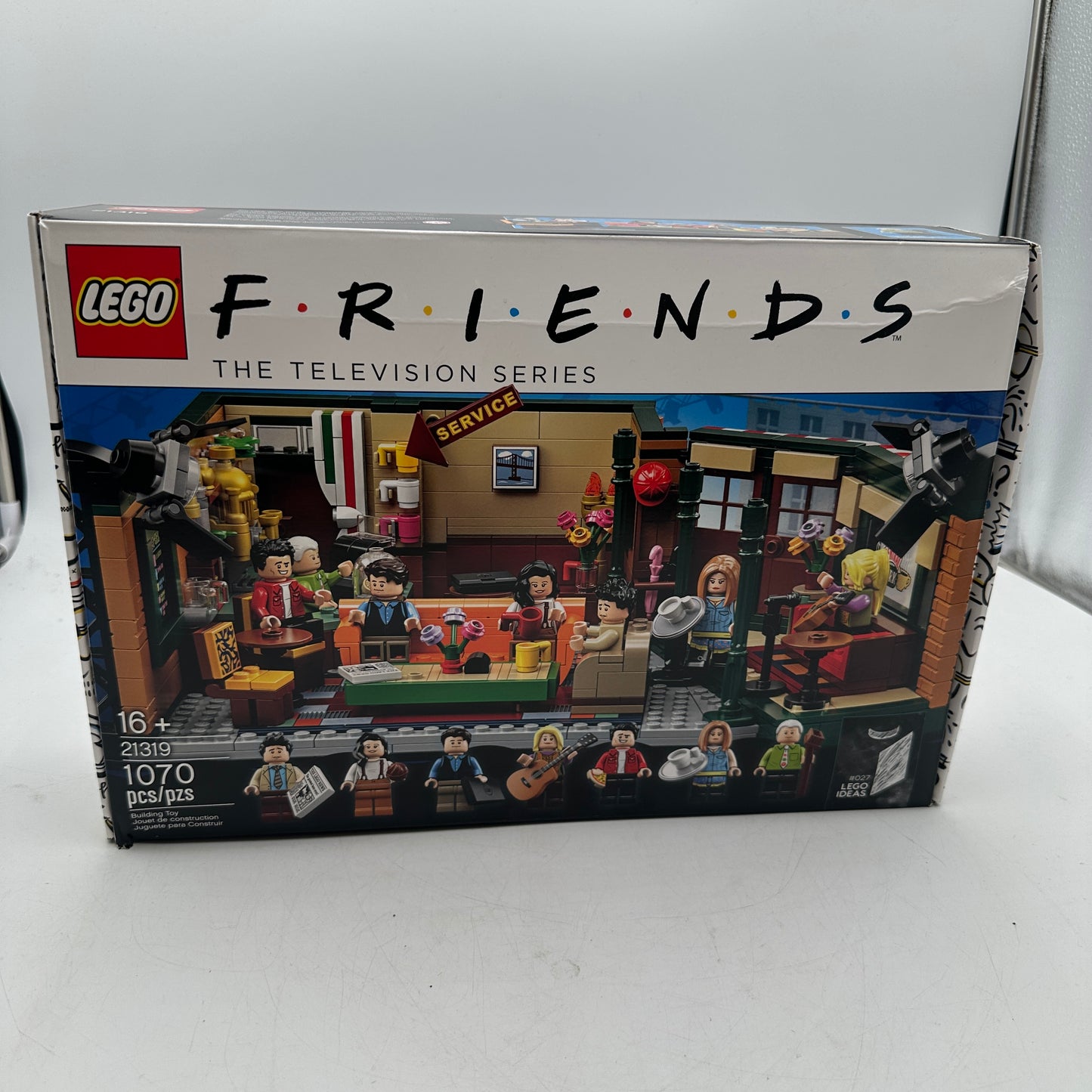 LEGO FRIENDS The Television Series 21319 Completed with Mini-Figs READ