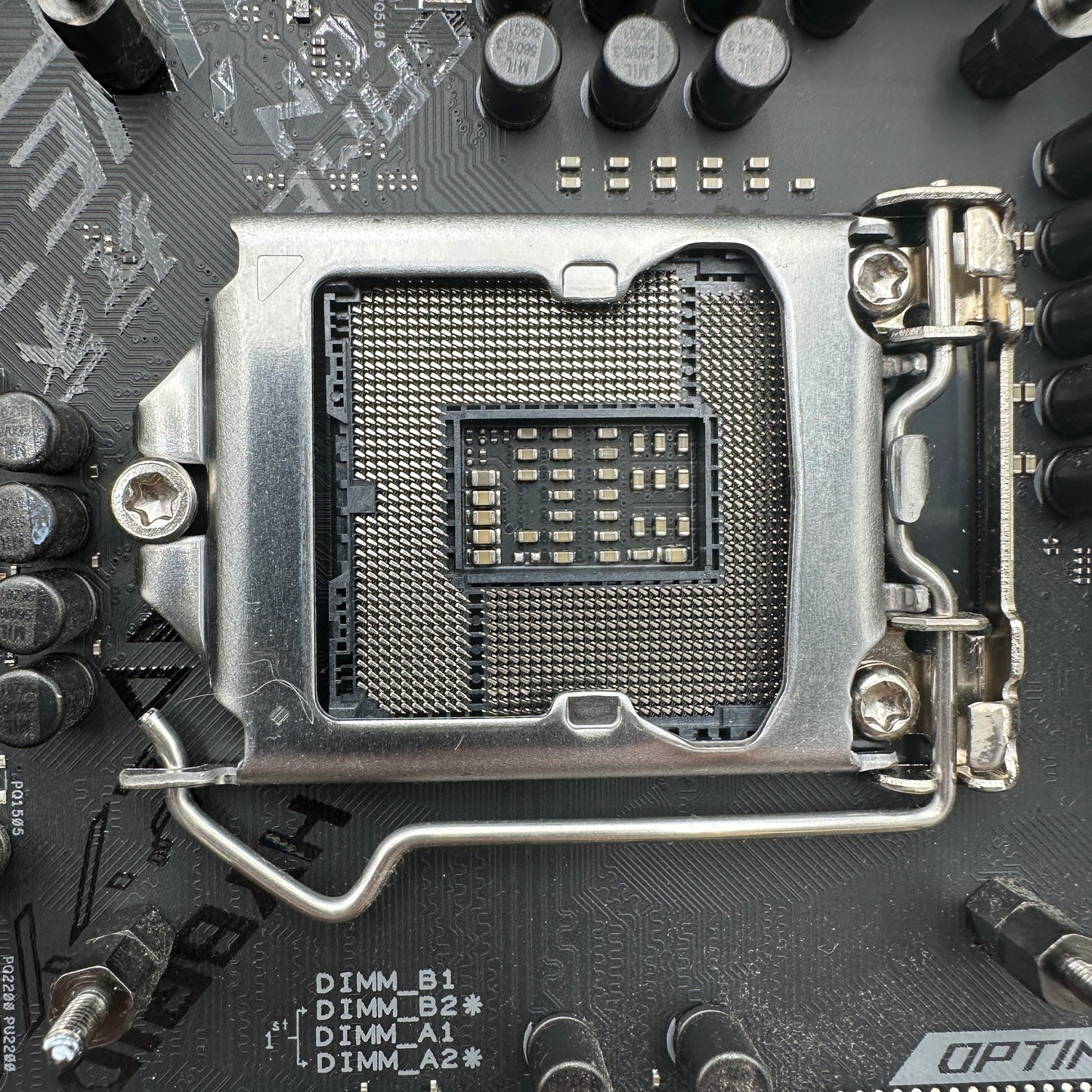 Asus ROG Strix Z390-E Gaming Motherboard Intel Chipset READ