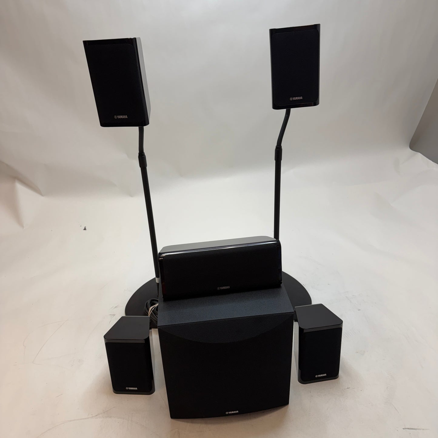 Yamaha NS-P41 Home Theater 5.1 Surround Sound System