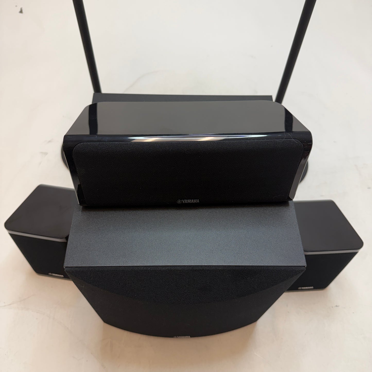Yamaha NS-P41 Home Theater 5.1 Surround Sound System