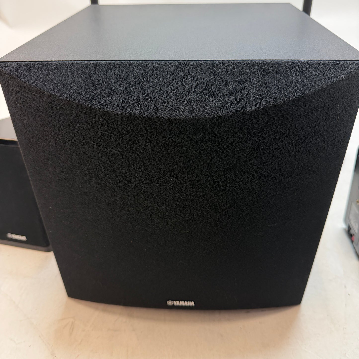 Yamaha NS-P41 Home Theater 5.1 Surround Sound System