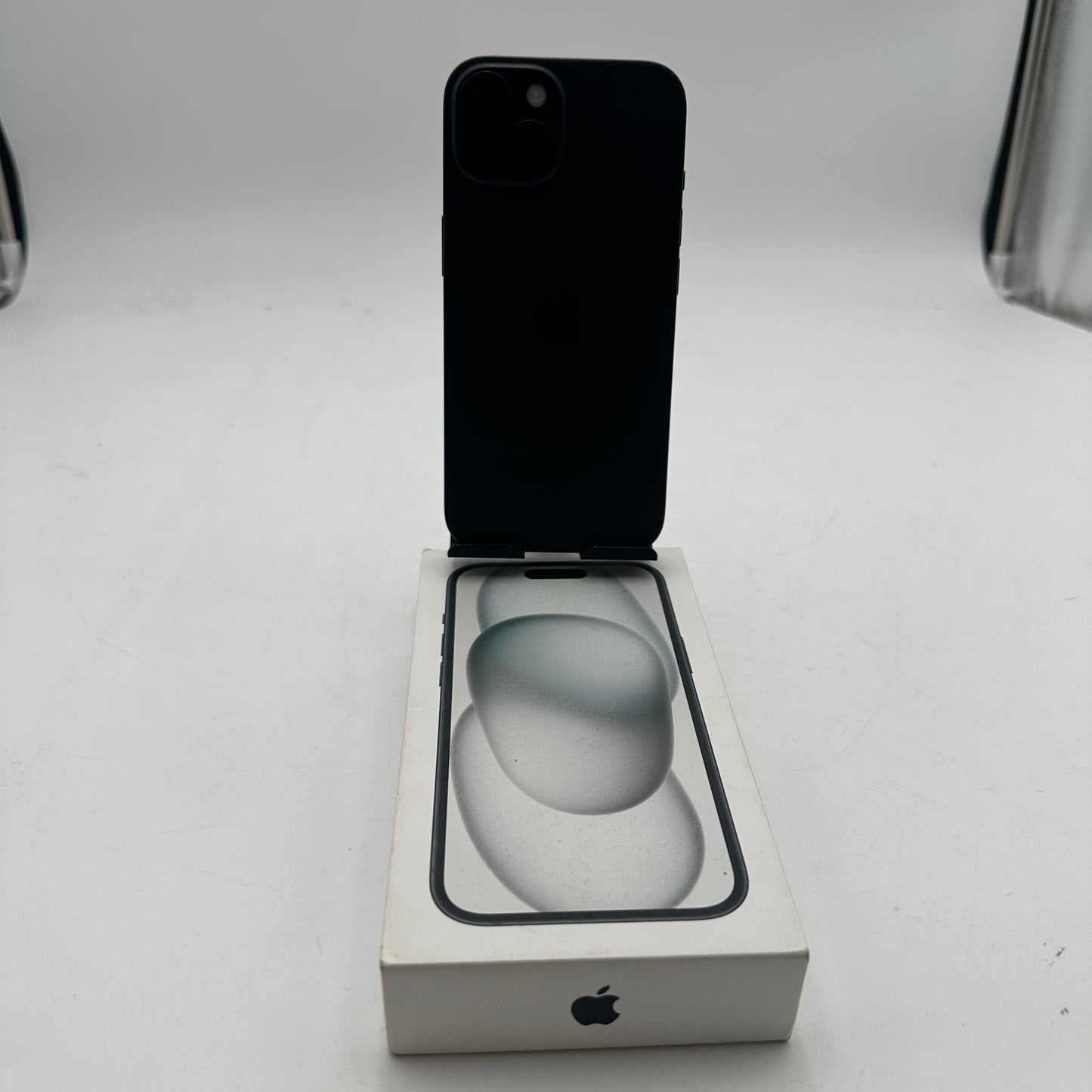 Apple iPhone 15 128GB T-Mobile READ Minty