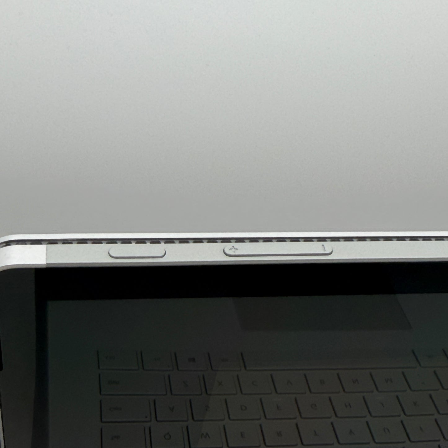 Microsoft Surface Book 2 1832 15-inch Laptop - Core i5, 16GB RAM, 256GB SSD