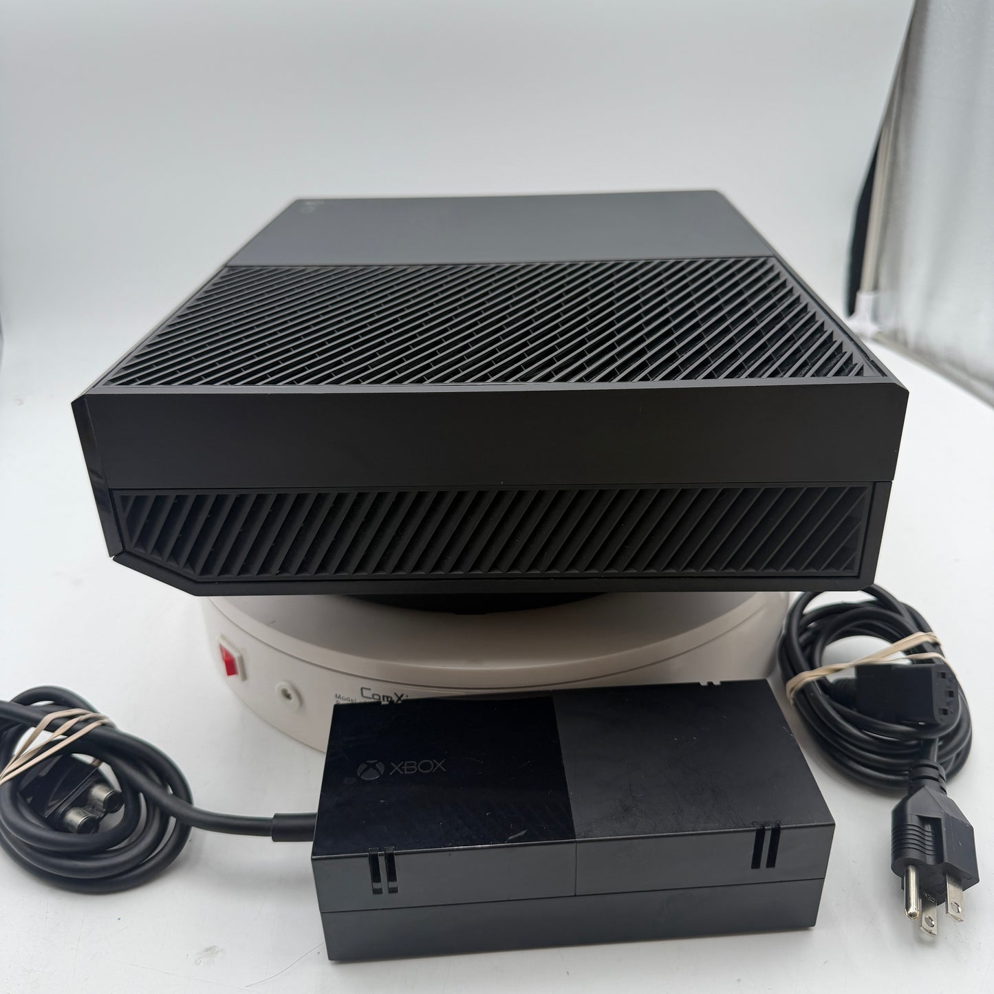 Microsoft Xbox One (1540) 2013 Video Game Console