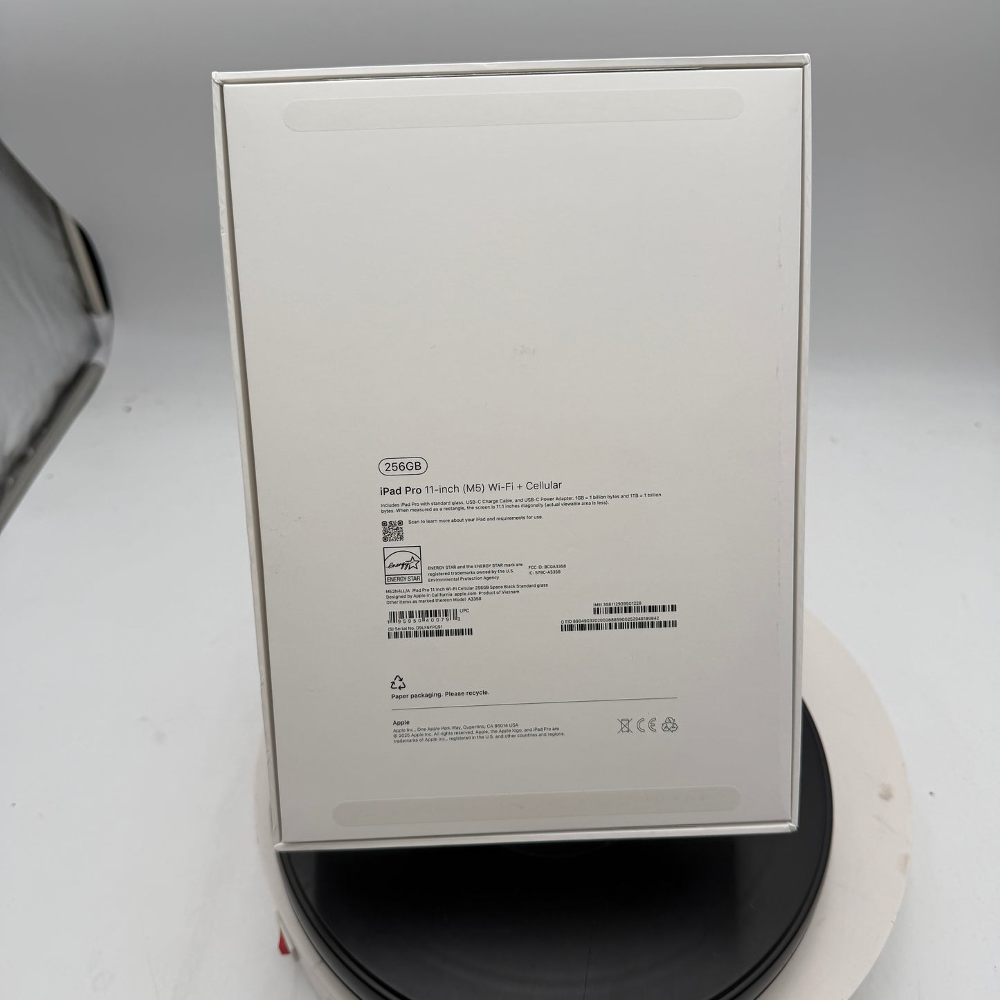 Apple iPad Pro 11" (M5) Wi‑Fi + Cellular 256GB Space Gray A3358 New