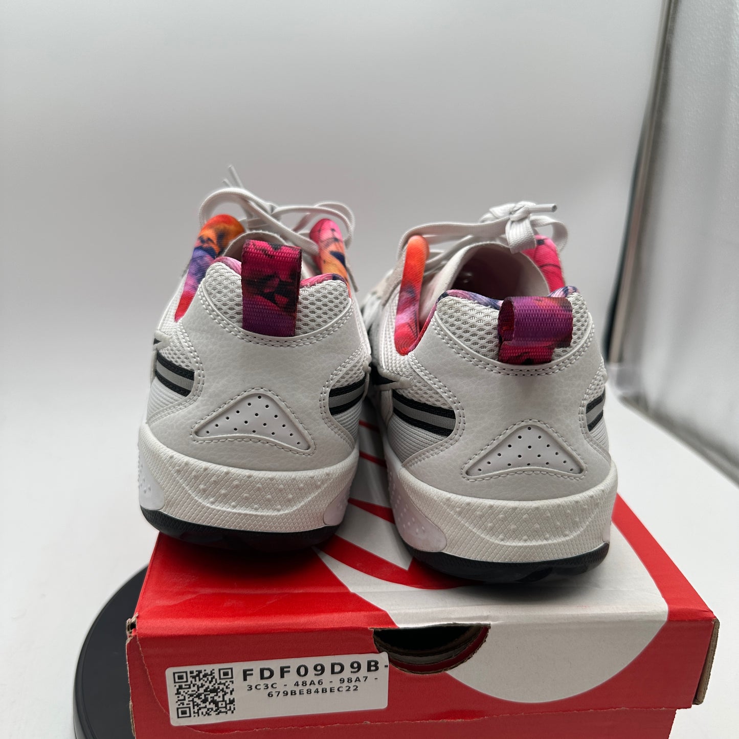 Nike Unisex Jam Train Sneakers White/Black-Photon-Dust 12M & 13.5W