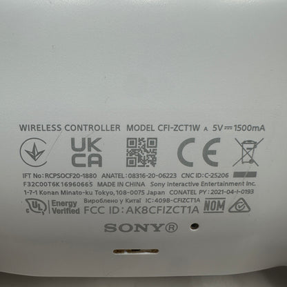 Sony PlayStation 4 CUH-1215A White 825GB One Controller READ