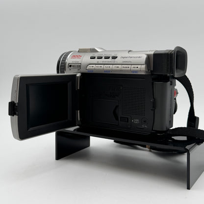 Panasonic PV-DV400D With Carrying case READ
