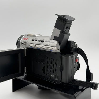 Panasonic PV-DV400D With Carrying case READ