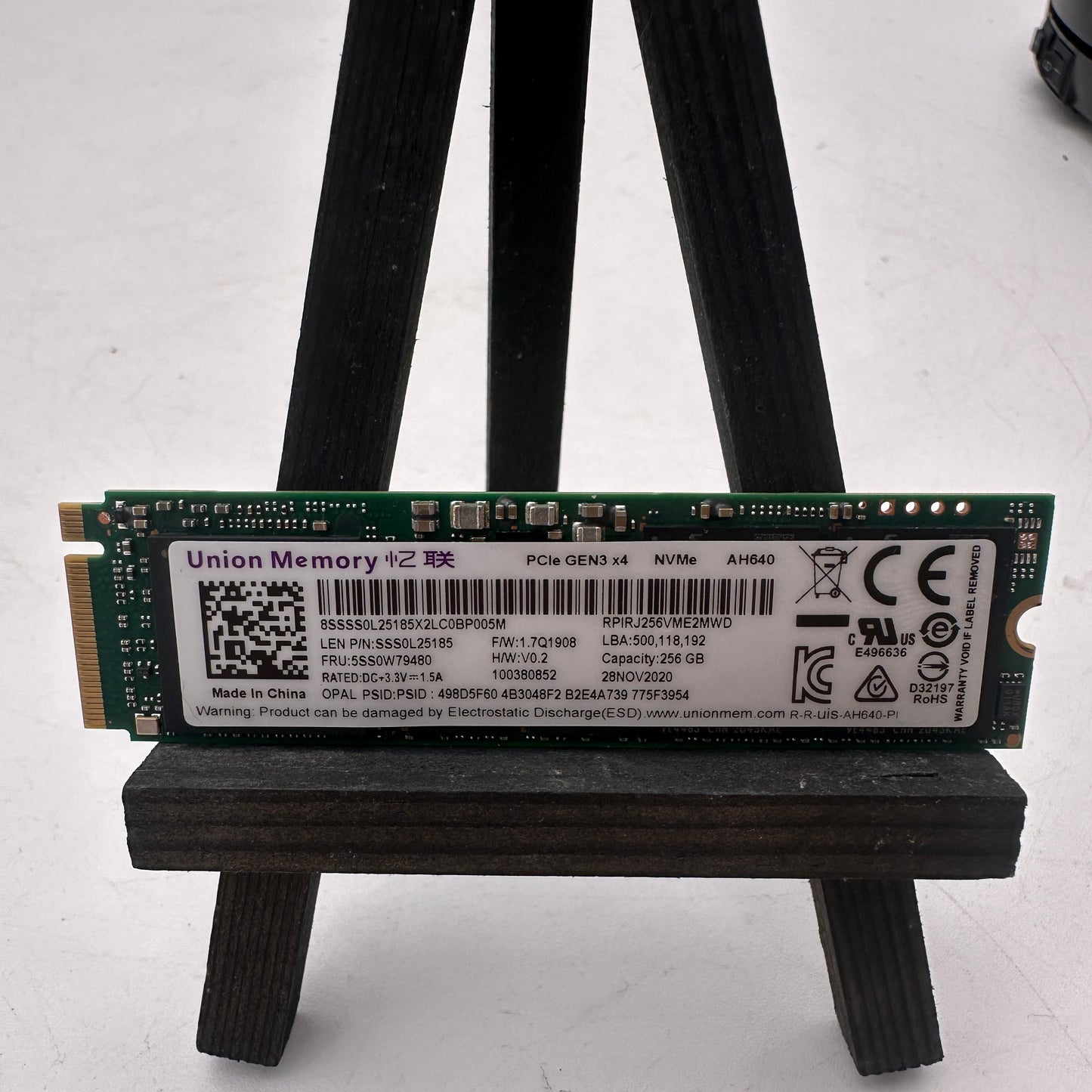 Union Memory 256GB NVMe SSD